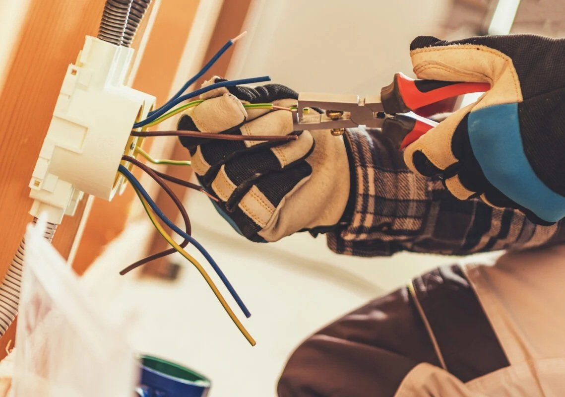 İç ve Dış Mekan Elektrik Tesisatı