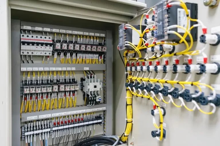 Elektrik Pano Kurulumu ve Bakımı